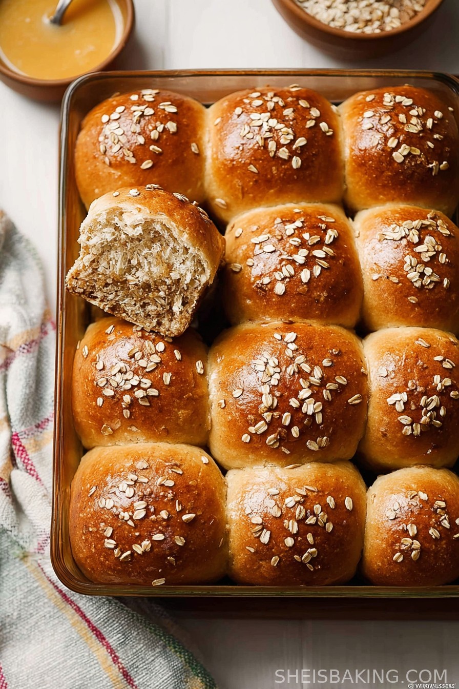 Oatmeal Molasses Dinner Rolls