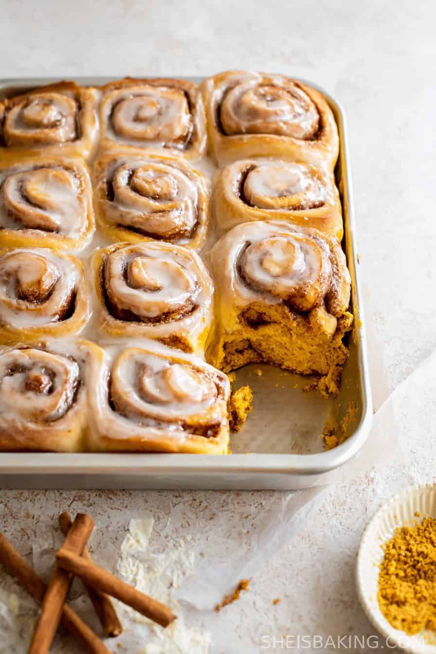 Pumpkin Cinnamon Rolls
