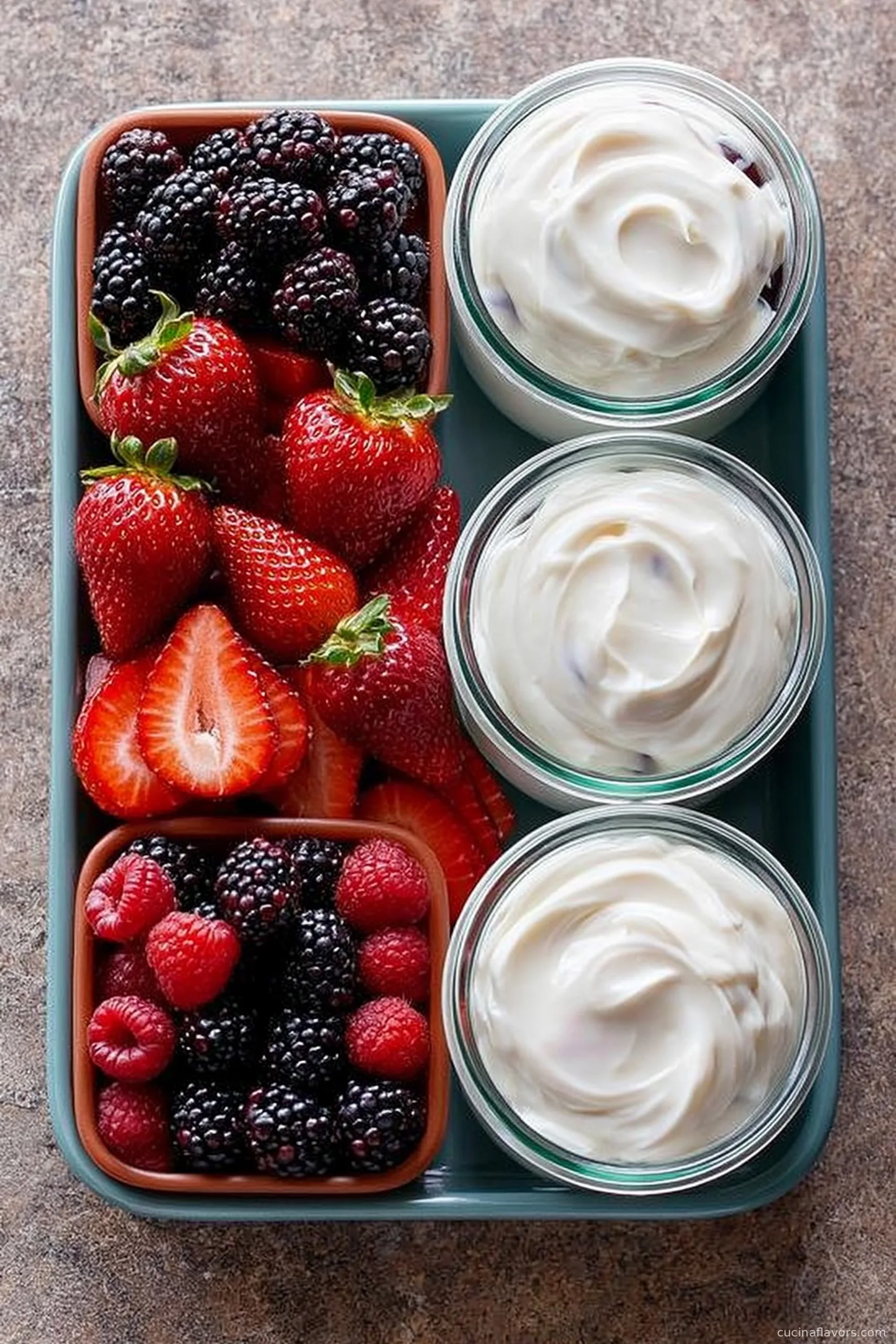 Creamy Greek Yogurt Fruit Dip
